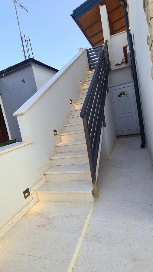 Family Oasis Apartment Zukve Vrsi Bagian luar foto